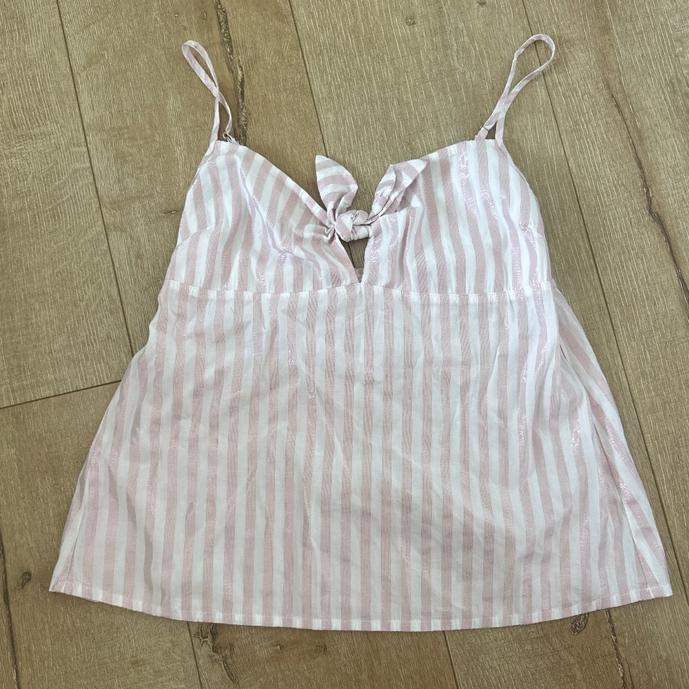 Like new Victorias Secret shiny tank top S